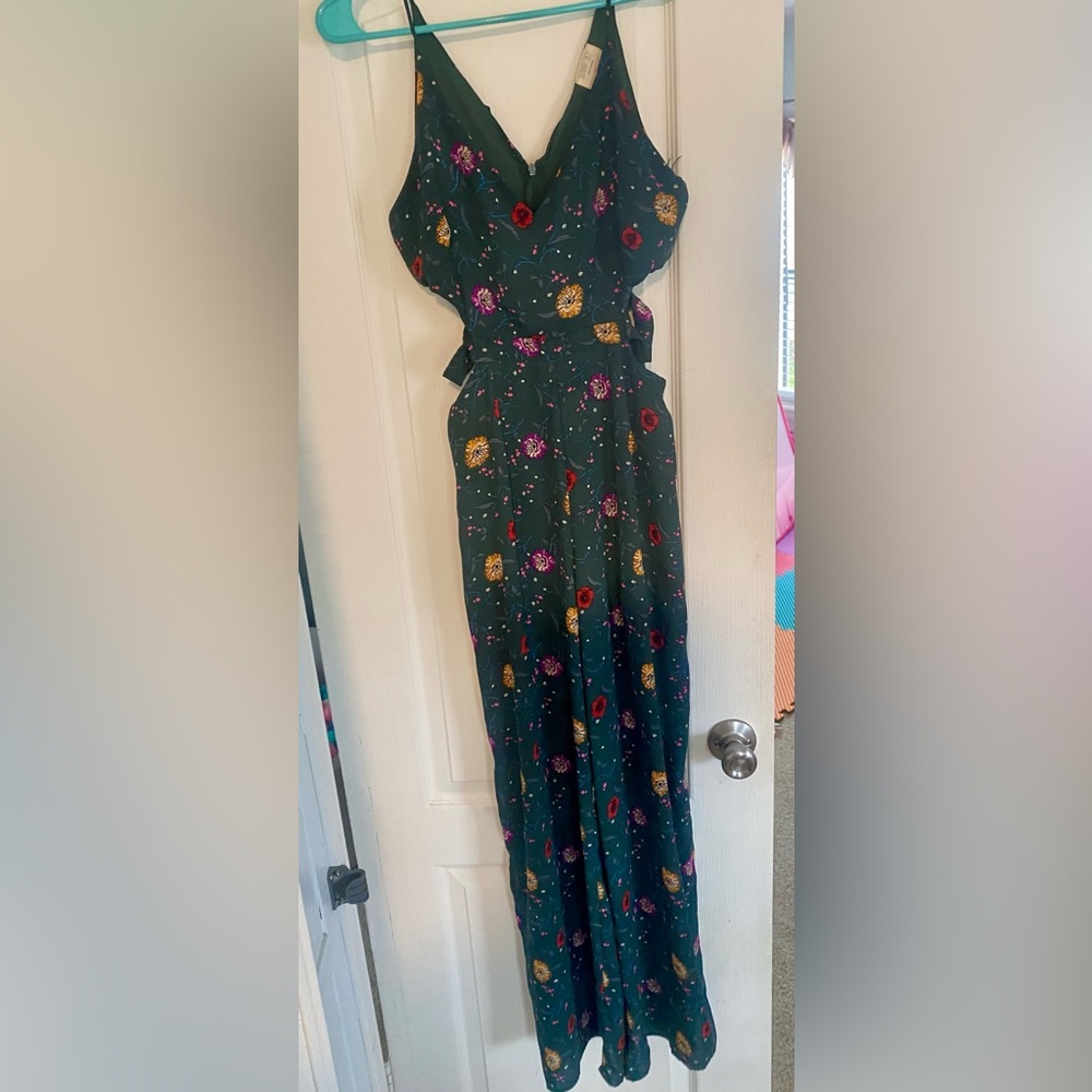 Pre owned Sienna Sky green jumper floral print with side cut outs
